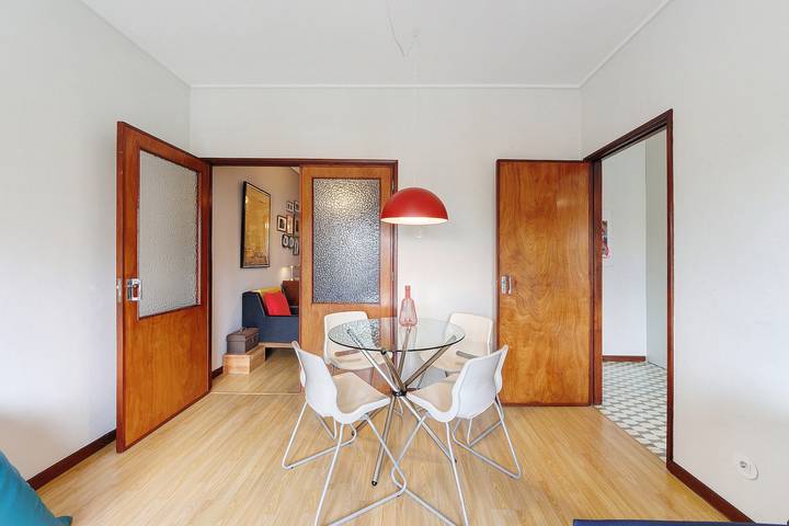 Appartement entier, Appartement spacieux et lumineux en ville - sans ascenseur in Porto, District de Porto