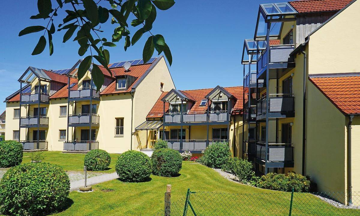Appartementhaus Würding - Getrennter Wohn-Schlafraum C (37qm) mit Balkon in Bad Füssing, Ostbayern