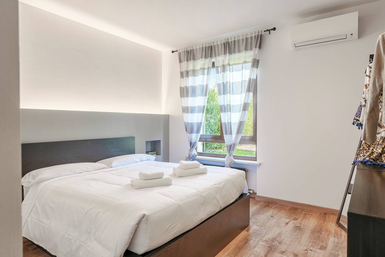 Appartamento intero, Regarda - Appartamento Emerald con piscina a pochi passi dalla spiaggia in Cisano, Bardolino