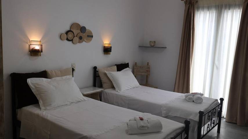 Maison d’hôte pour 2 personnes, avec jardin et vue dans Paros - 3