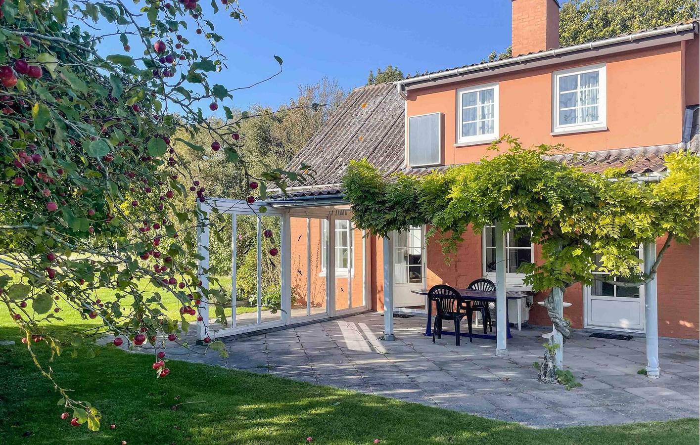 Ganze Ferienwohnung, Ferienwohnung für 6 Personen mit Terrasse in Stoense, Tranekær