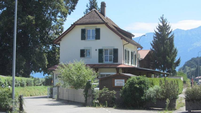 Gîte pour 4 personnes, avec vue ainsi que jardin et vue sur le lac à Spiez