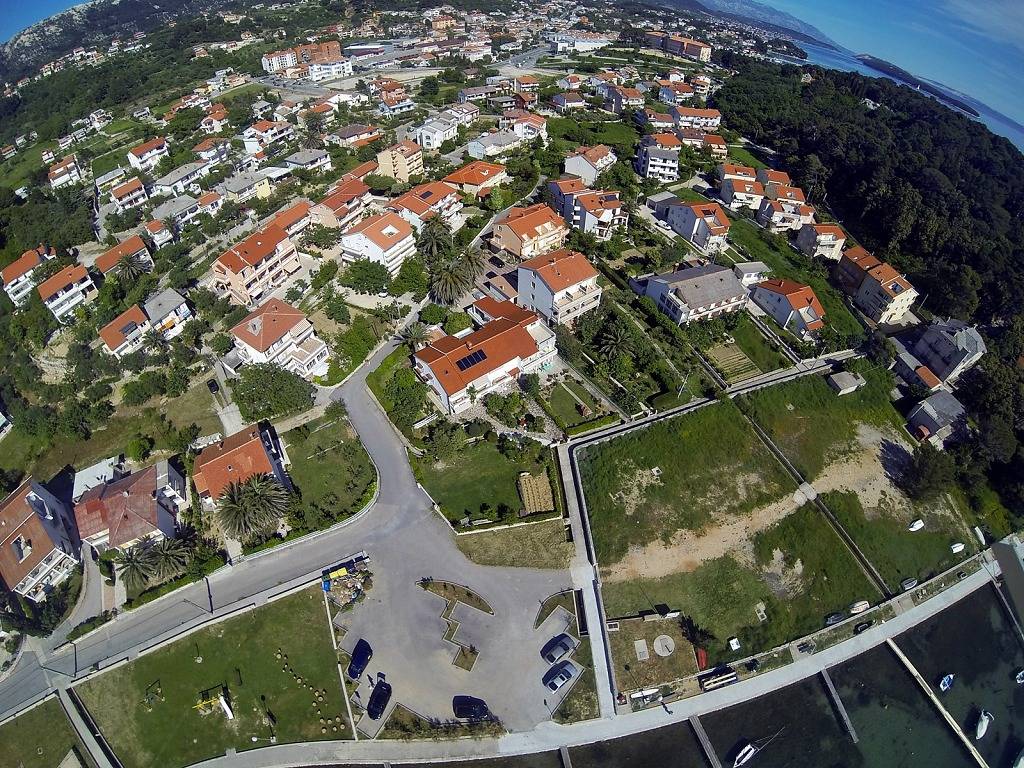 Entire apartment, Ferienwohnung in Palit mit Balkon, Klimaanlage, W-Lan, Spülmaschine (820-8) in Palit (Kvarn Bay), Rab