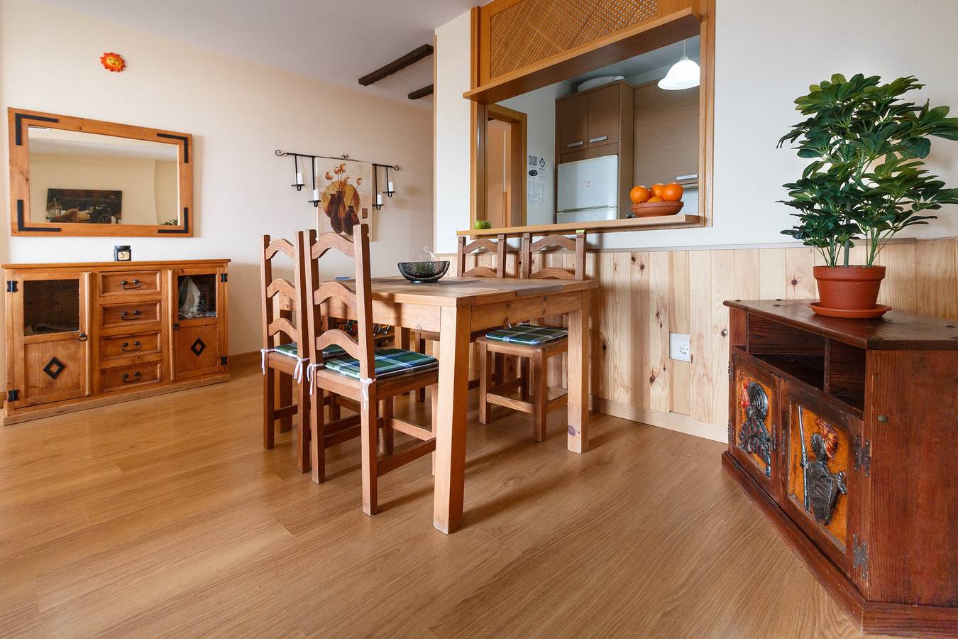 Apartamento entero, Apartamento "Montbeach Carboneras" con vistas al mar, piscina, aire acondicionado, Wi-Fi y terraza in Carboneras, Costa de Almería
