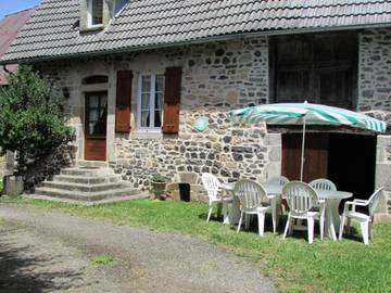 Gîte pour 4 personnes à Rilhac-Xaintrie