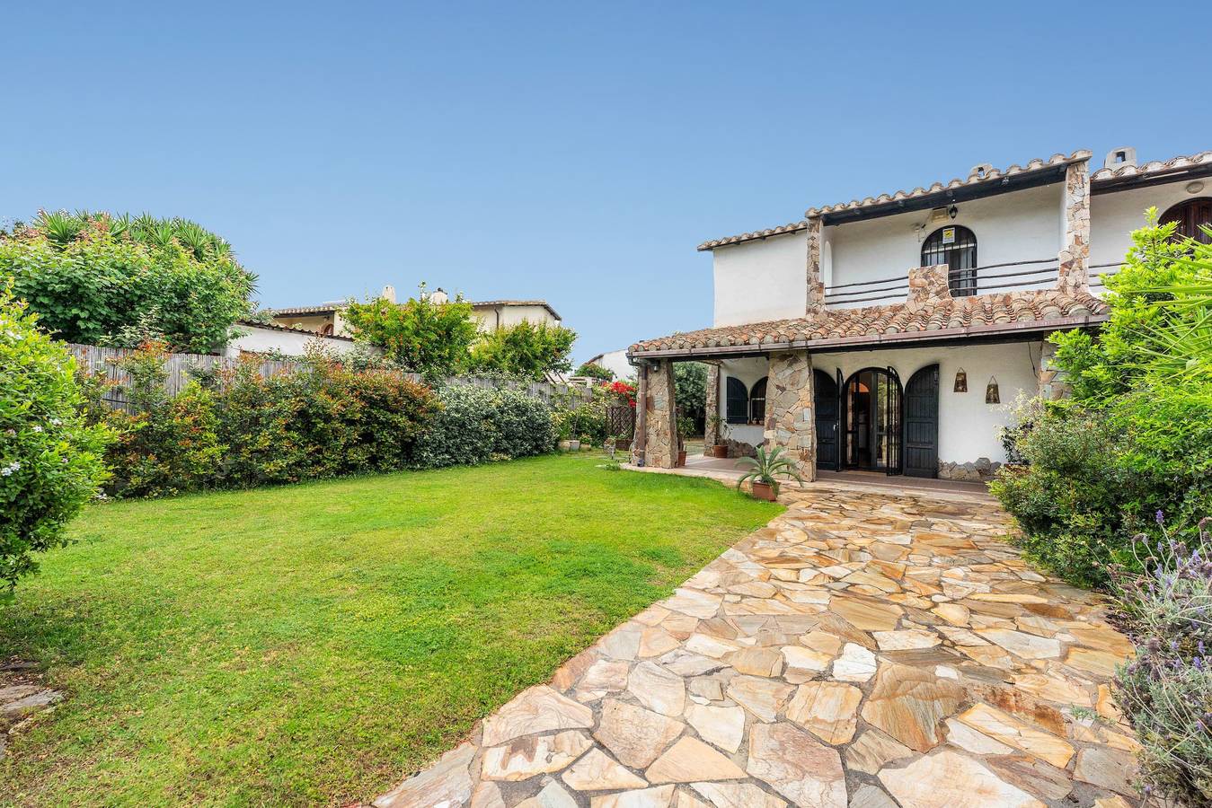 Holiday Home 'Stella' with Private Terrace, Private Garden and Wi-Fi in Flumini di Quartu, Sant'Andrea (Cagliari)