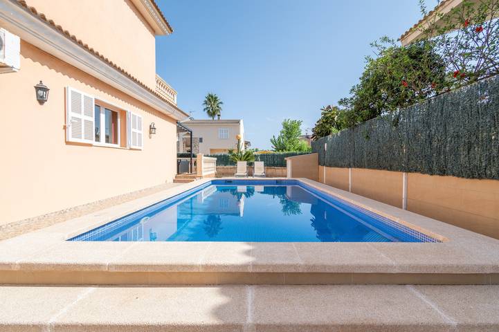 Apartamento para 6 personas, con Balcón y Jardín en Playa de Muro