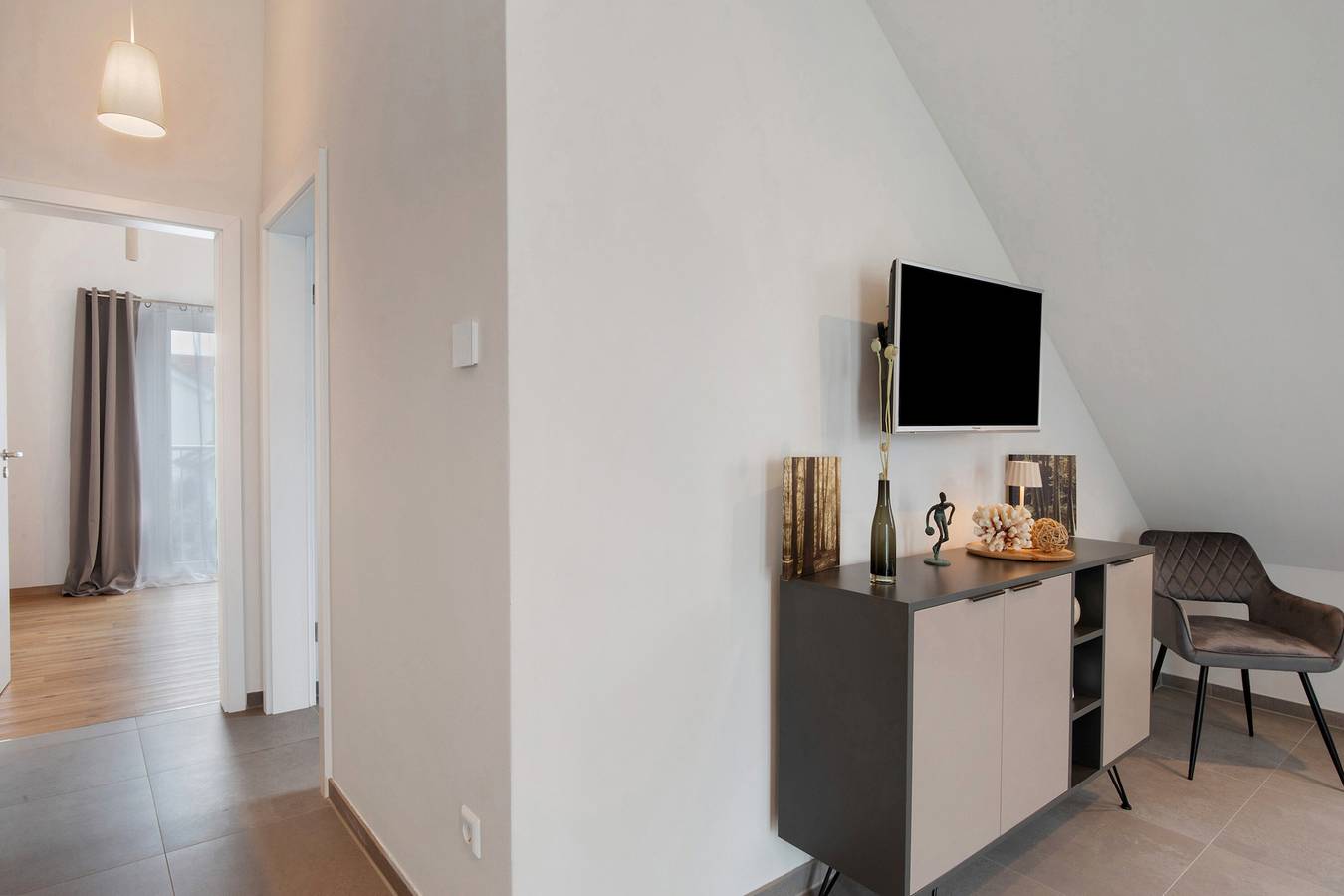 Ganze Wohnung, Ferienwohnung '6' mit Bergblick, privater Terrasse und Wi-Fi in Bad Ditzenbach, Landkreis Göppingen