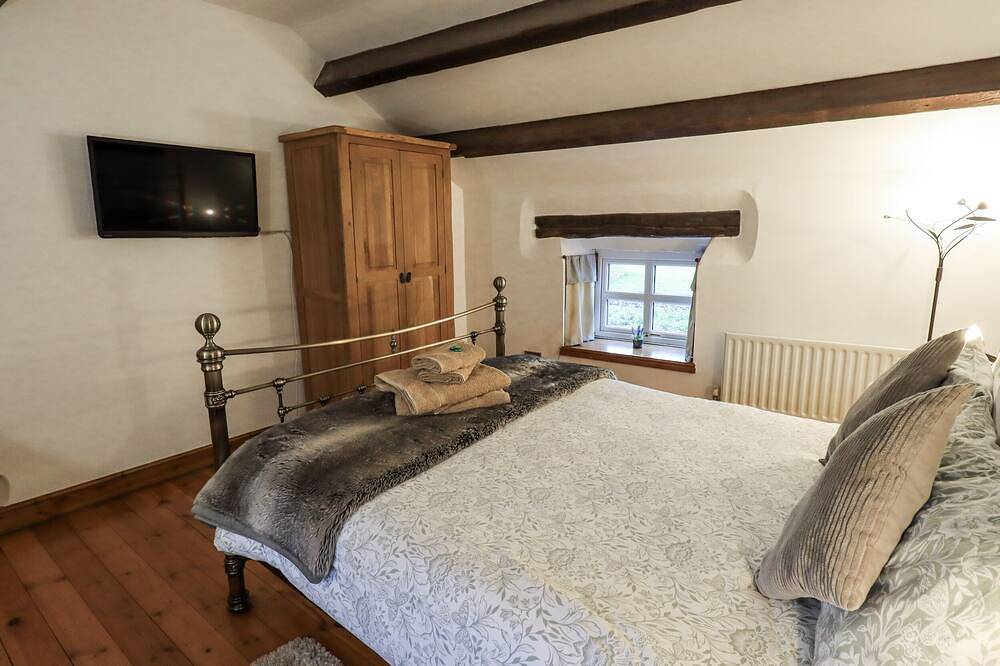 The Stables, pet friendly, with a garden in Horton-In-Ribblesdale in Horton in Ribblesdale, Yorkshire Dales National Park