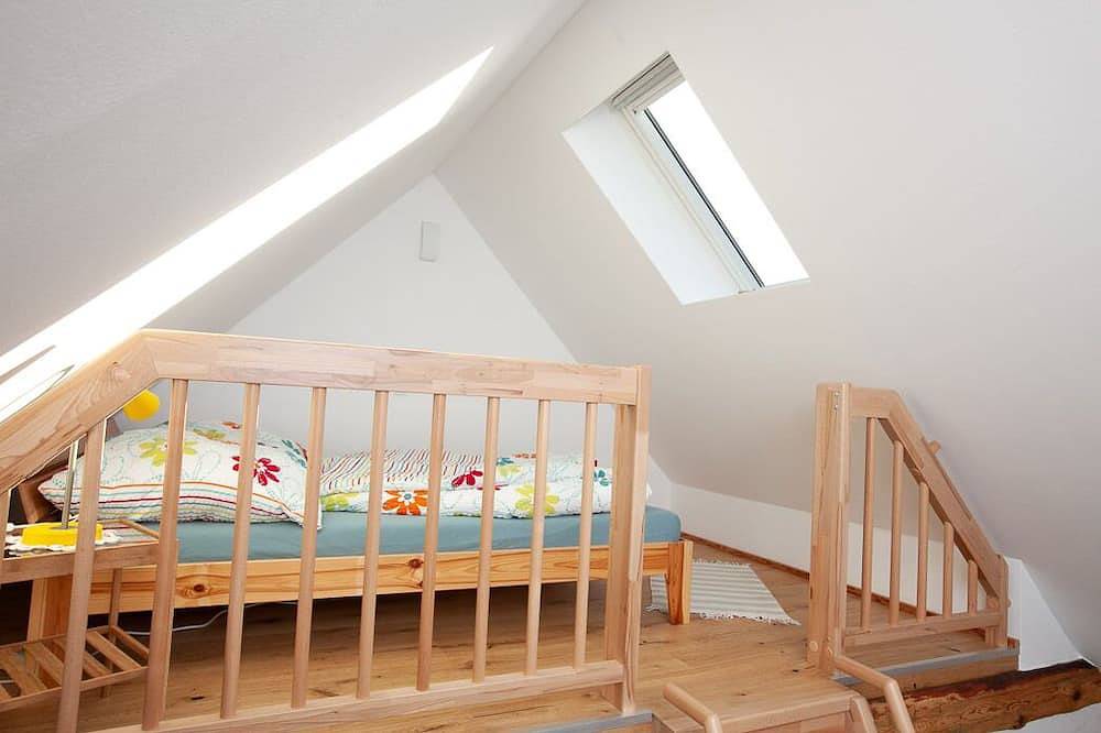 Ganze Wohnung, Moosgrün Ferienwohnung Atelier-charmantes Apartment in Fürstenberg/Havel, Ruppiner Seenland