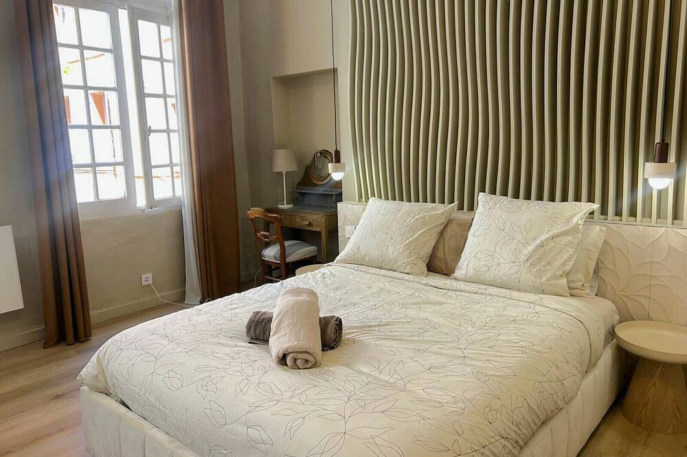 Entire apartment, Charming loft in the heart of Aix’s historic centre. in Aix-en-Provence, Aix-en-Provence region