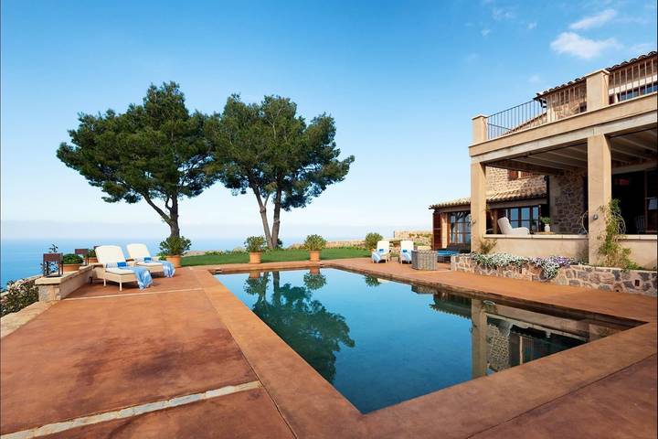 Finca für 8 Personen, mit Terrasse und Garten in Deià