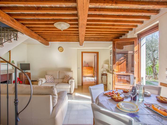 Casa vacanza per 4 persone, con giardino e terrazza nonché sauna, con animali domestici in Montecatini Terme