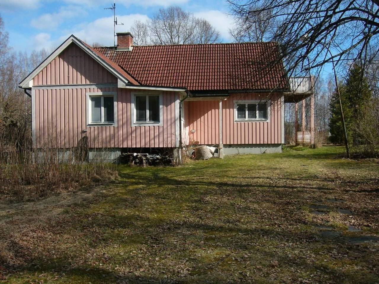 Gemütliches Haus in Arvika mit Garten und Grill in Värmland