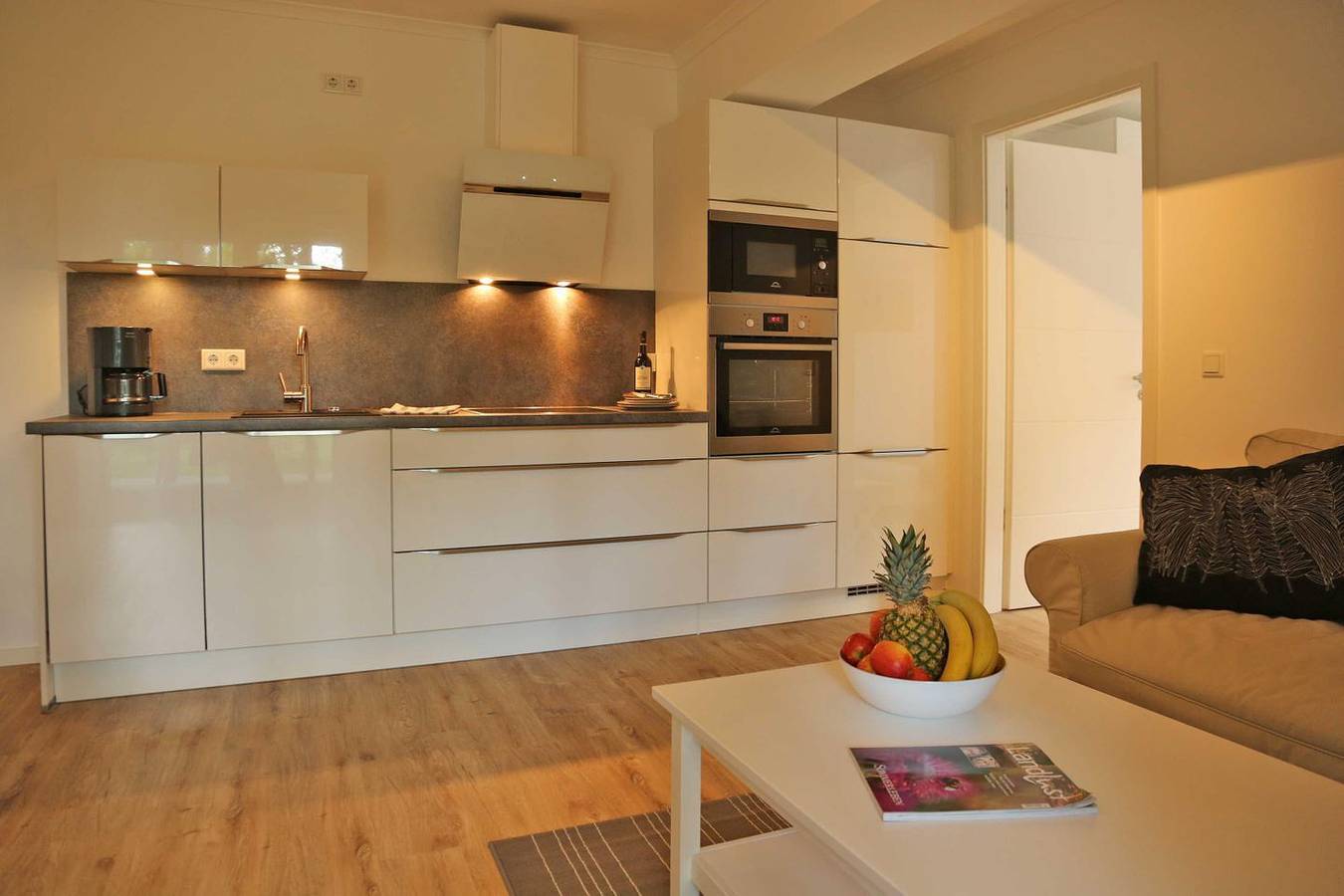 Apartamento entero, Apartamento de vacaciones para 2 personas con terraza in Nienhagen, Rostock y sus alrededores
