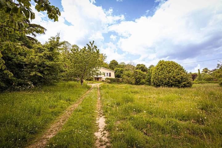 Location de vacances pour 10 personnes, avec jardin et vue, animaux acceptés à Jouy-le-Moutier - 2