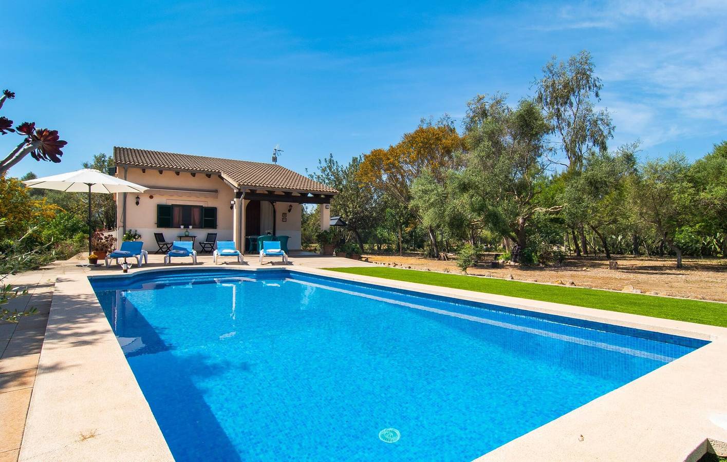 Acogedor Apartamento con Piscina, Cocina y Barbacoa en Búger in Campanet, Interior de Mallorca