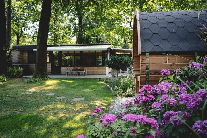 Ferienhaus für 5 Personen, mit Balkon/Terrasse und Terrasse sowie Garten
