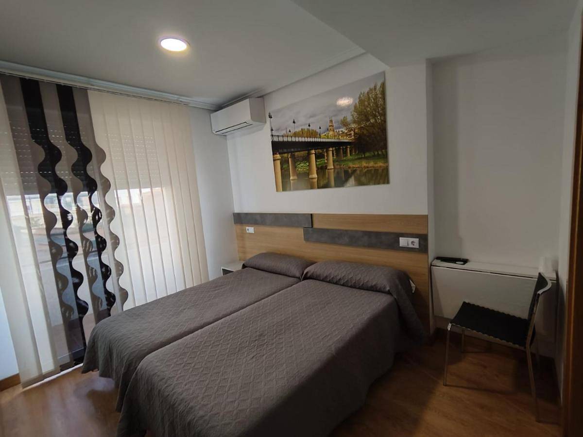 Hostal Rioja Condestable in Logroño, La Rioja Province
