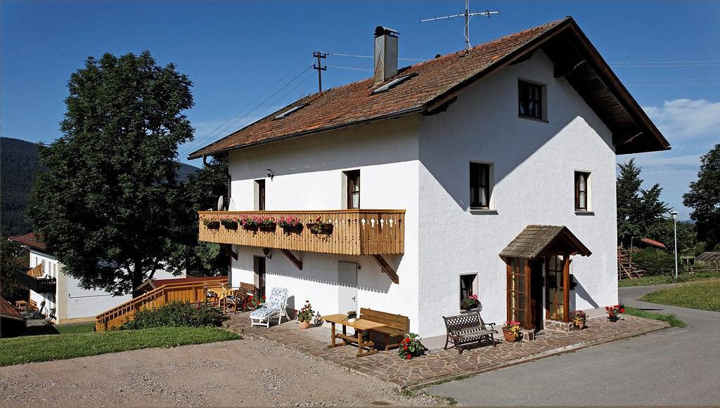 Entire holiday apartment, Mansardenwohnung Nr.8 in Lohberg, Eastern Bavaria