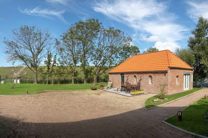 Cottage für 4 Personen, mit Garten und Terrasse in Dornum