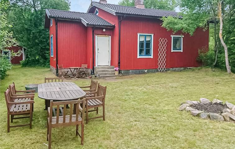 Hus för 6 Personer med trädgård in Hässleholm kommun