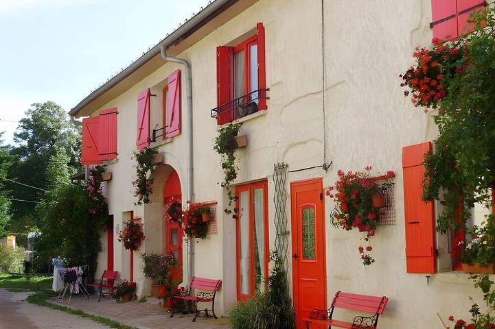 Location de vacances pour 5 personnes dans Lac de Bonlieu