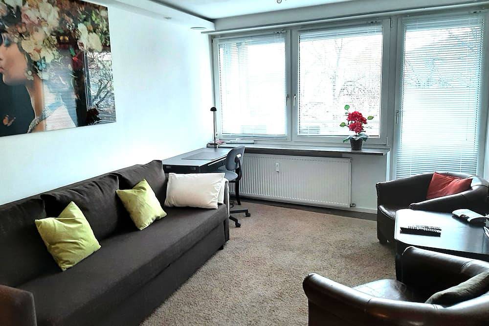 Apartment for 4 People in München Forstenried, Munich