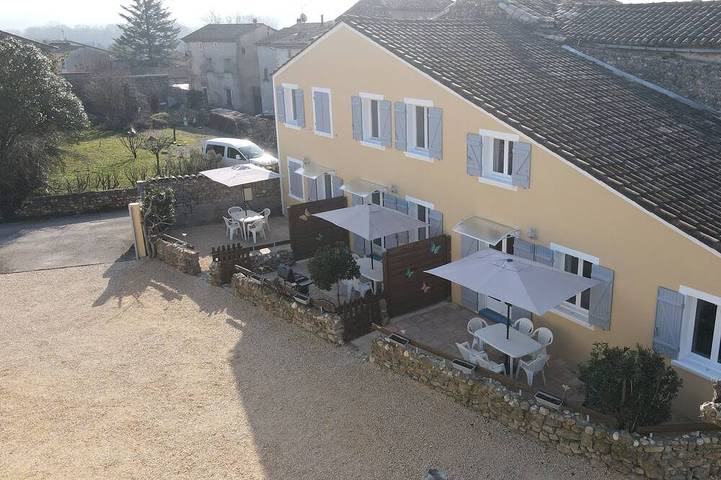 Appartement de vacances pour 6 personnes, avec Terrasse et Piscine