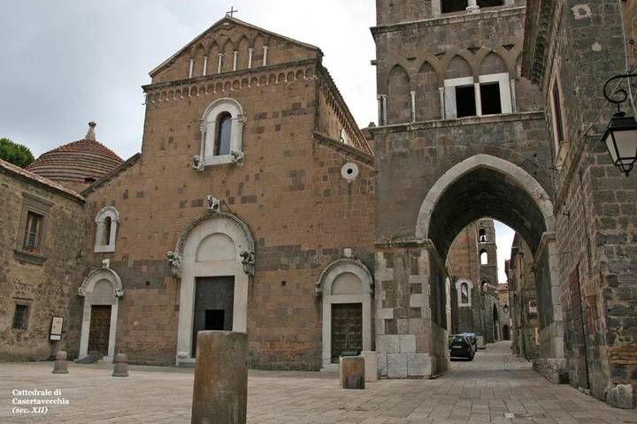 Appartamento per 2 persone, con giardino e panorama in Caserta