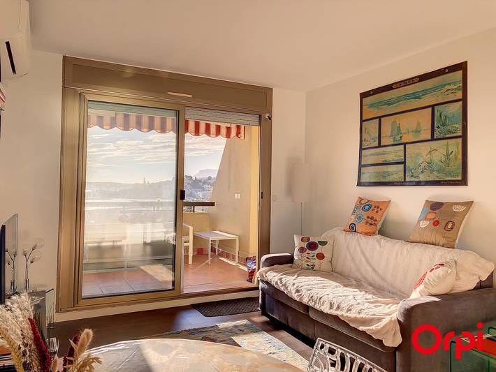 Gîte pour 2 personnes, avec terrasse et piscine dans Port de Menton Garavan - 3