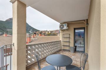 Apartahotel para 9 Personas en Bagá, Pirineos, Foto 2