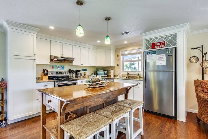 Vacation house for 4 people, with balcony, with pets in Florida Keys