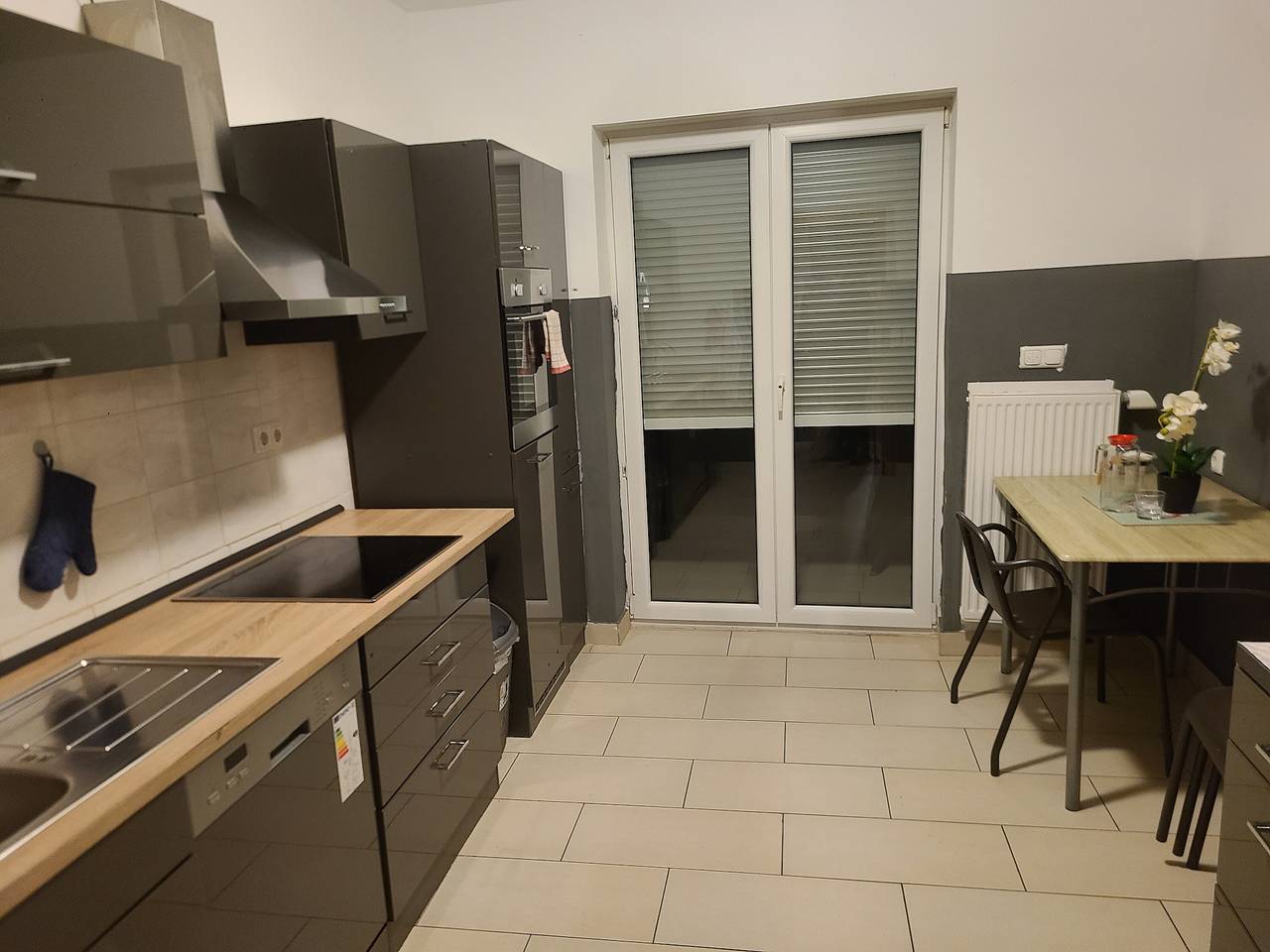 Casa de vacaciones 'Ihr Zuhause Auf Zeit' con terraza privada, balcón y Wi-Fi in Düren, Distrito de Düren