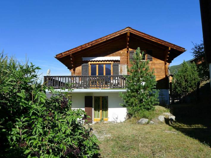 Chalet für 8 Personen, mit Garten in Grächen