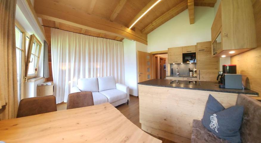 Ferienwohnung für 2 Personen, mit Ausblick und Garten am Großglockner