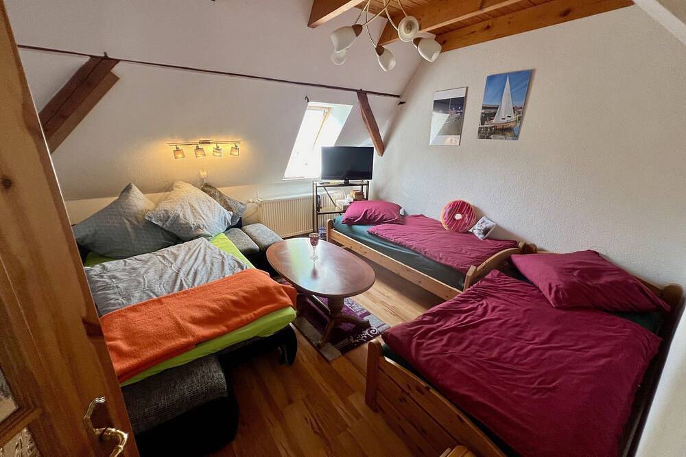 Ganze Wohnung, Ferienwohnung Segeln und Angeln - Ferienwohnung Angeln und Segeln in Grabowhöfe, Mecklenburgische Seenplatte
