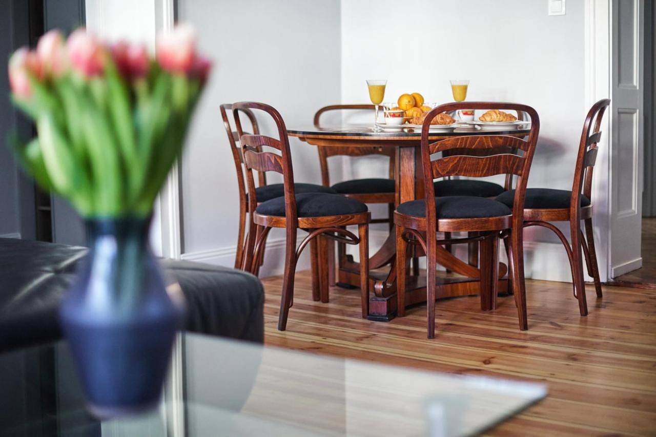 Cały apartament, Three-Bedroom Apartment in Chorzów, Śląsk