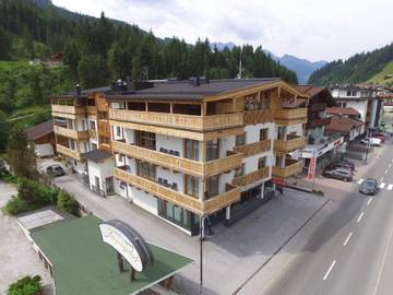 Ferienwohnung für 8 Personen in Gerlos, Zillertal, Bild 1