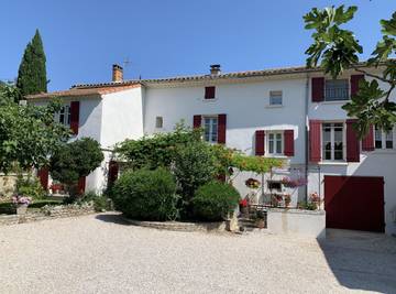 Chambre d’hôte pour 2 personnes, avec piscine et jardin, animaux acceptés à Venasque