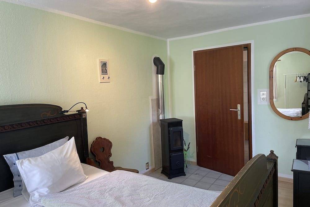 Ganze Wohnung, Gemütliche Wohnung links eini -2 Personen, 35qm, 1 Schlafzimmer mit Kamin in Schwarzbach, Bad Reichenhall