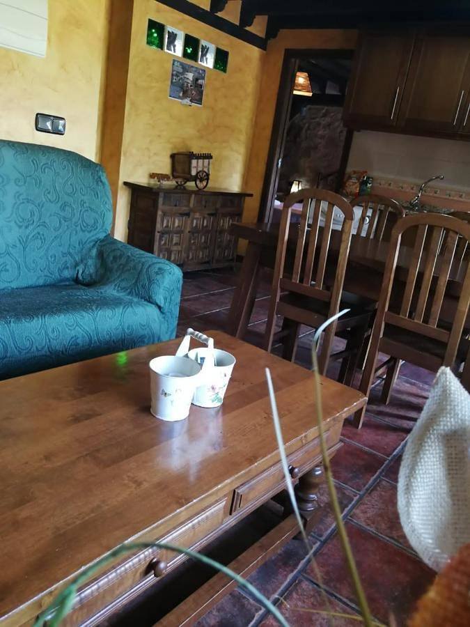 Gîte pour 2 personnes, avec terrasse, adapté aux familles à Mogarraz - 4