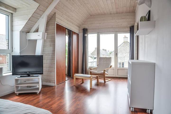 Location de vacances pour 10 personnes, avec sauna ainsi que balcon et jardin à La Fresnais - 4