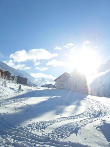 Chalet pour 4 personnes, avec balcon dans Valfréjus