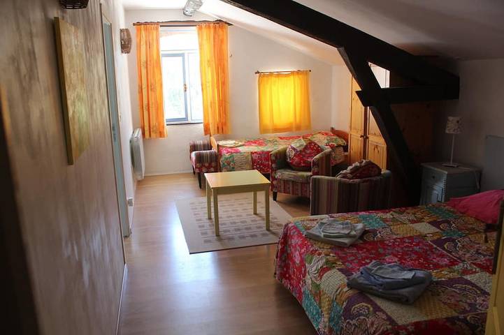 Gîte pour 6 personnes, avec jardin et piscine à Saverdun - 2