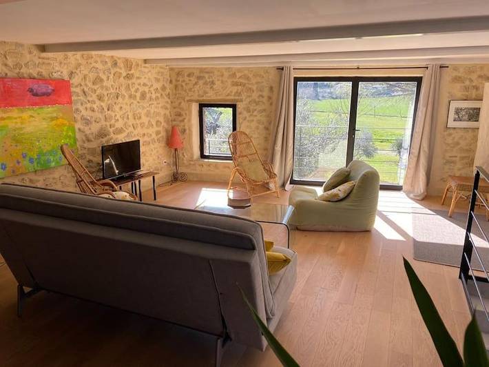 Gîte pour 4 personnes, avec piscine ainsi que jardin et terrasse à Saint-Hilaire-de-Brethmas - 4