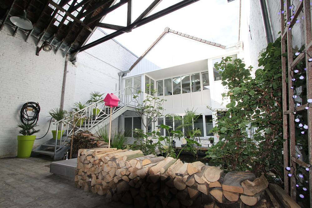 Suite avec Spa Jacuzzi privatif 1 in Lille, Région de Lille