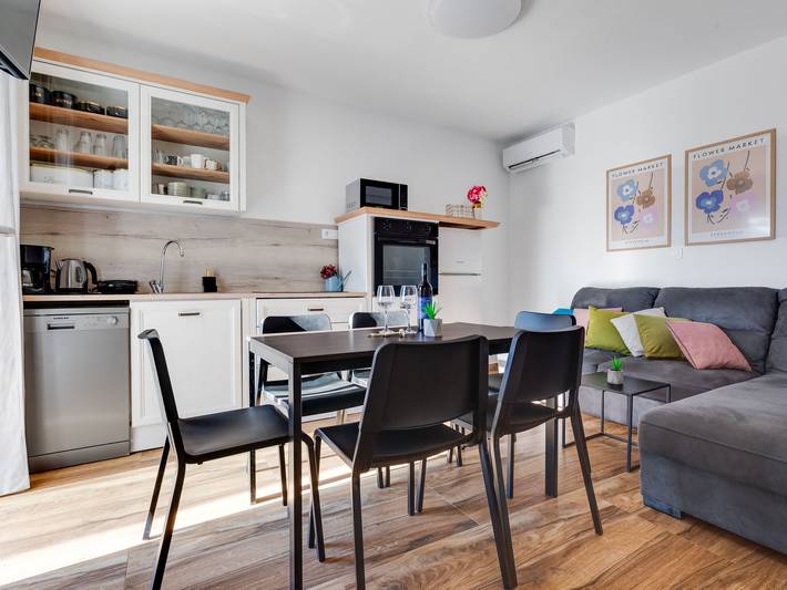 Location de vacances pour 5 personnes, avec jardin et terrasse à Zaboric - 4
