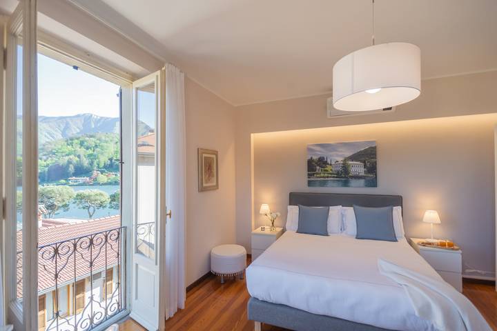 Location de vacances pour 7 personnes, avec jardin et jacuzzi à Lenno - 4