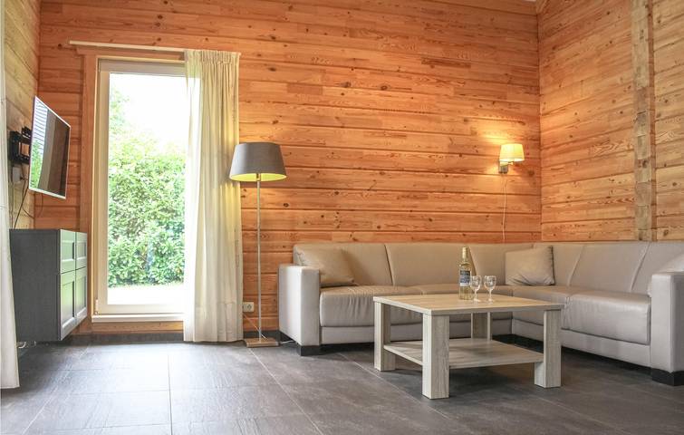 Vakantiehuis voor 6 personen, met Terras en Uitzicht op het meer in Heel